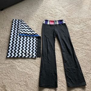 lululemon  Groove Pants and vinyasa scarf